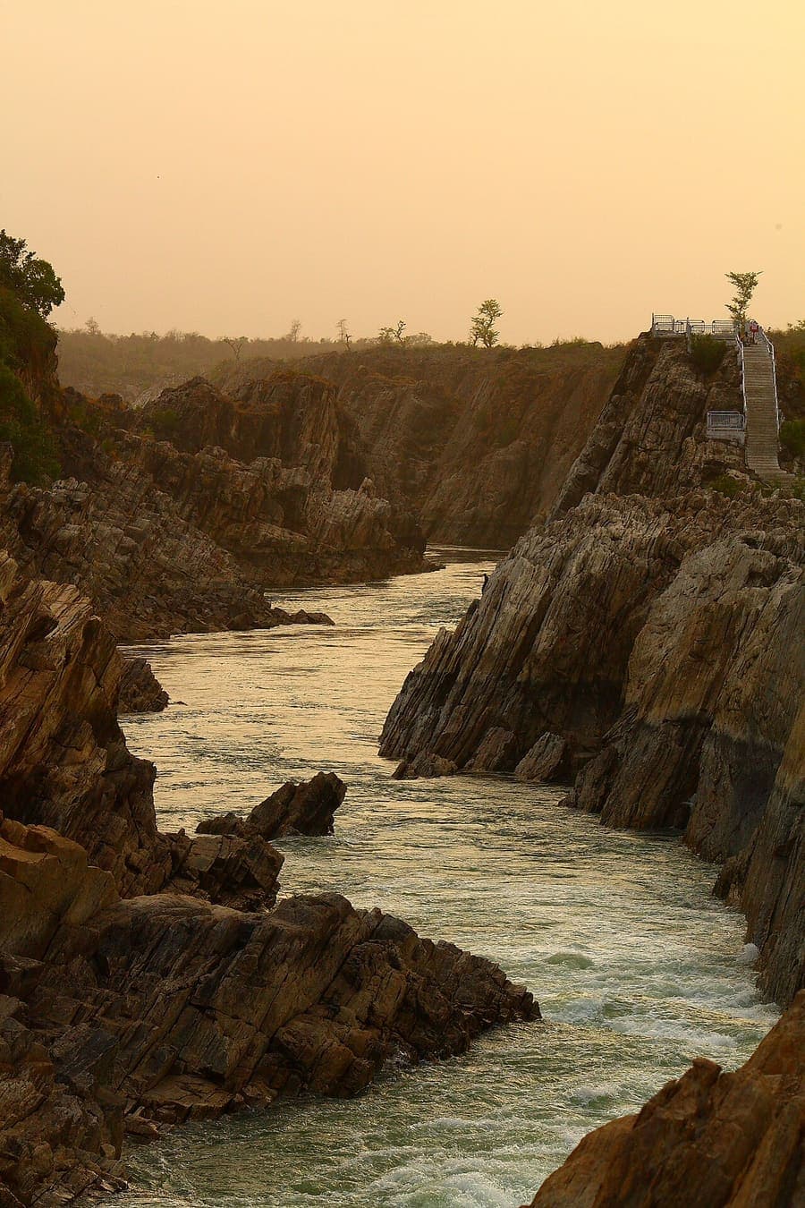Narmada River, Narmada Parikrama — The river itself — 1,312km, walked by pilgrims.