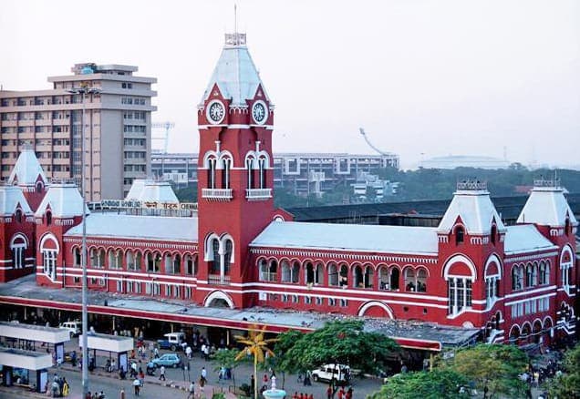 Chennai, Tamil Nadu — Marina beach, Mylapore and the Bay of Bengal.