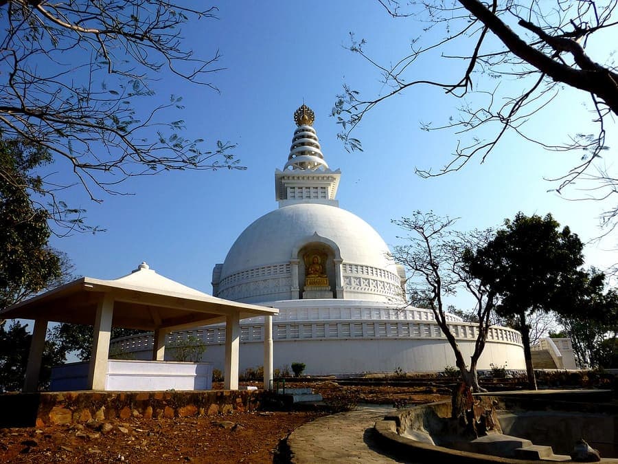 Vishwa Shanti Stupa, Gaya — White peace pagoda above Rajgir.