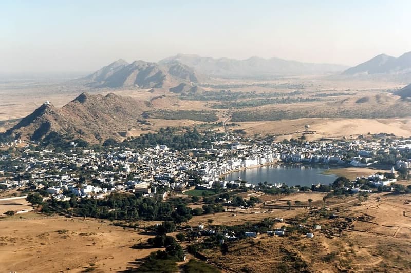 Pushkar, Rajasthan — Brahma's temple, the lake, the camel fair.